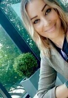 Online Series 65 tutor named Sarah